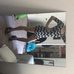 Very cute patterned body con dress